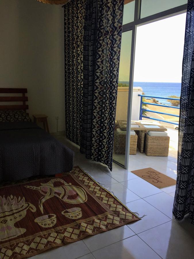 Casa Namaste Bed & Breakfast/Appartement Praia Exterior photo